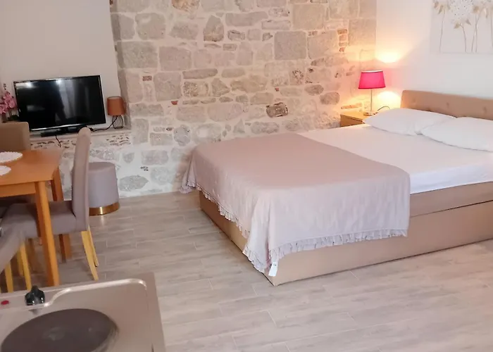 Apartment Andela