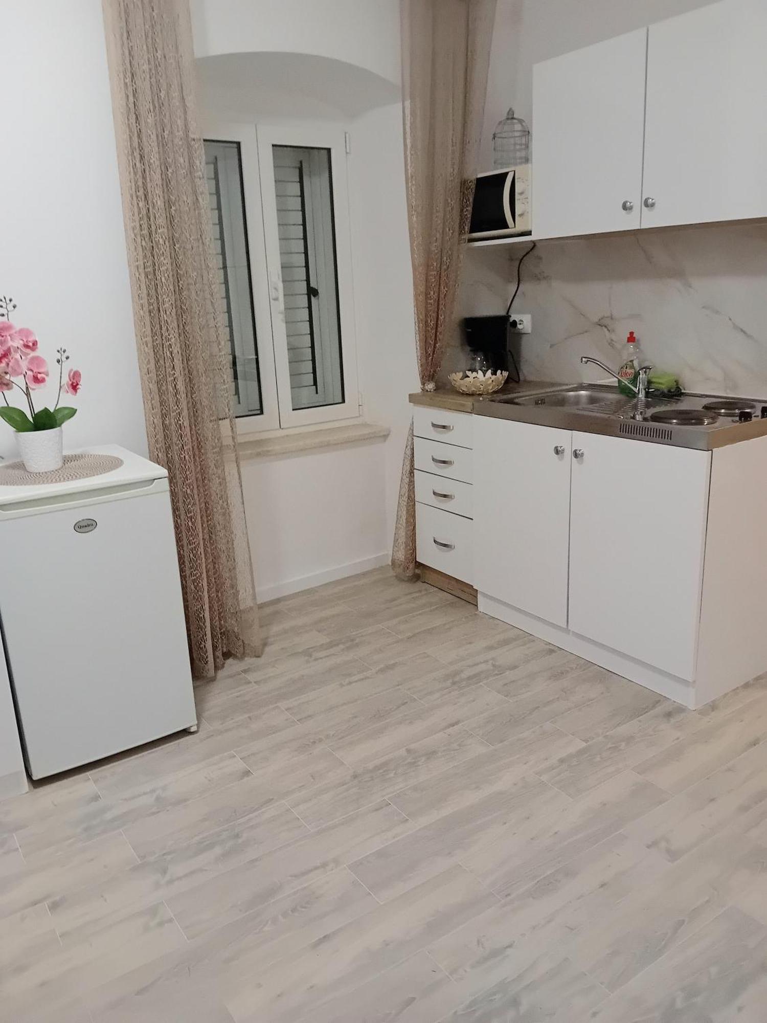 Andela Apartment *