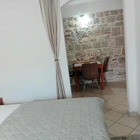 Apartment Andela Kastela Exterior photo
